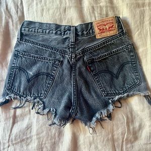 Levi’s 501 charcoal shorts